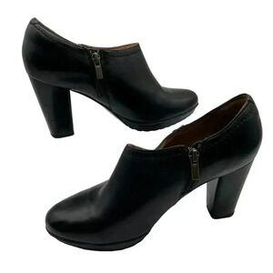 Clarks Lida Palmer Black Leather Stacked Heel Ankle Dress Bootie Womens Size 9 M